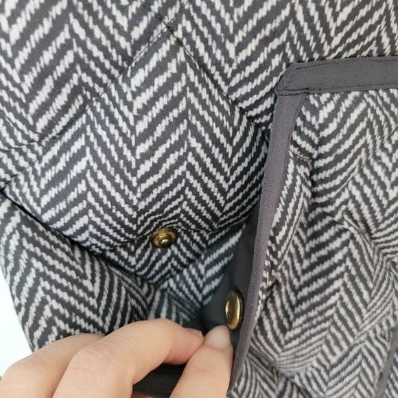 J. CREW Women's Excursion Down Filled Quilted Puffer Vest - Picture 8 of 11